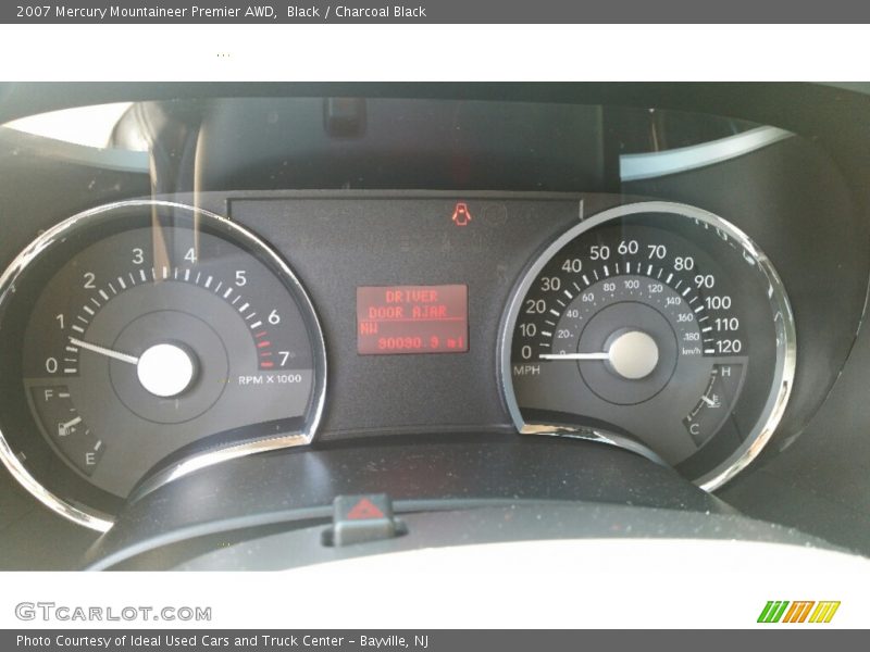 Black / Charcoal Black 2007 Mercury Mountaineer Premier AWD