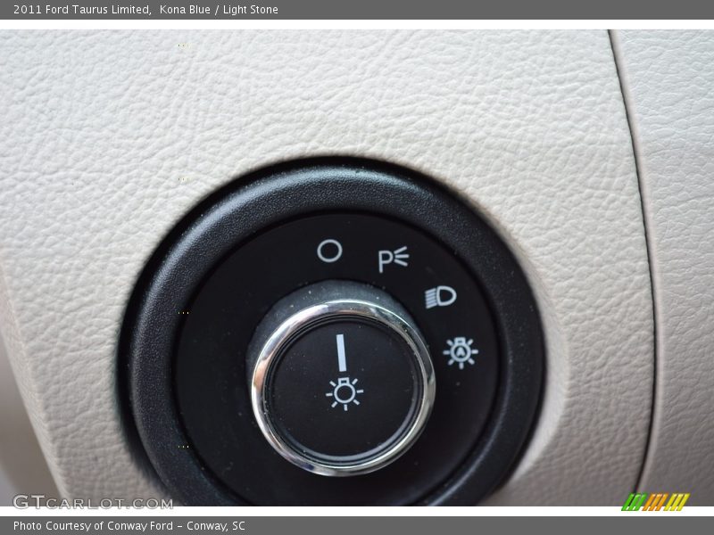 Kona Blue / Light Stone 2011 Ford Taurus Limited