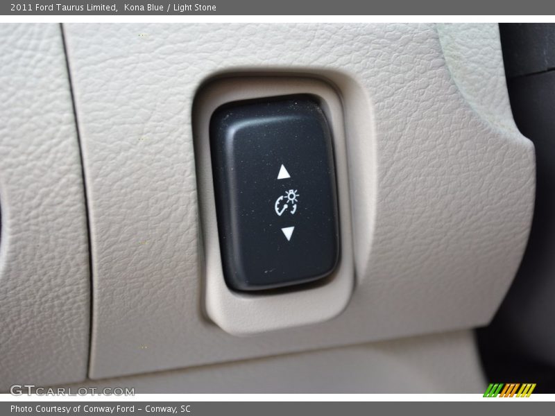 Kona Blue / Light Stone 2011 Ford Taurus Limited