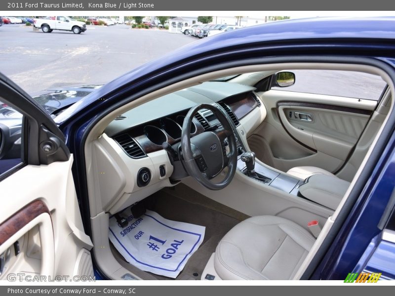 Kona Blue / Light Stone 2011 Ford Taurus Limited