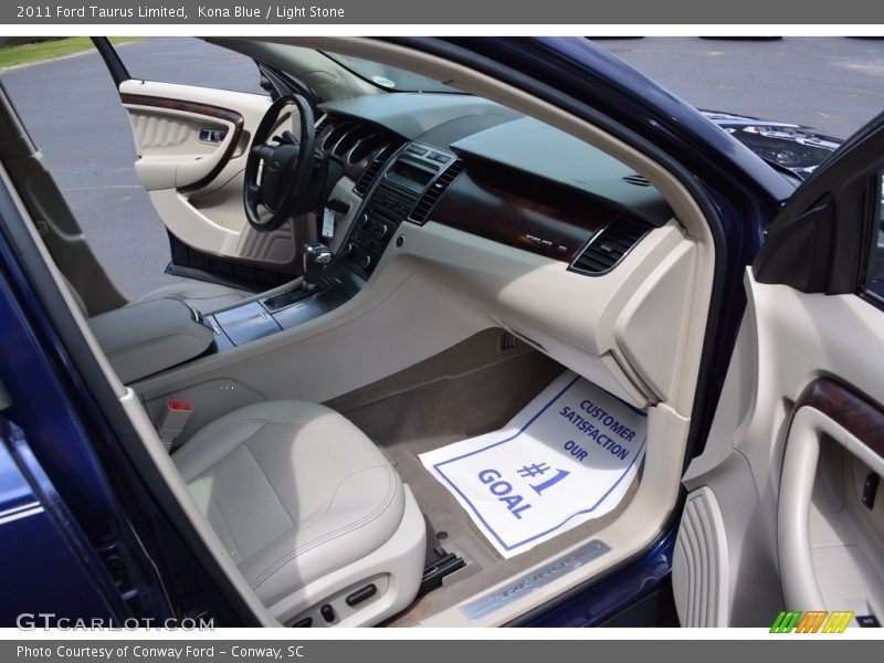 Kona Blue / Light Stone 2011 Ford Taurus Limited