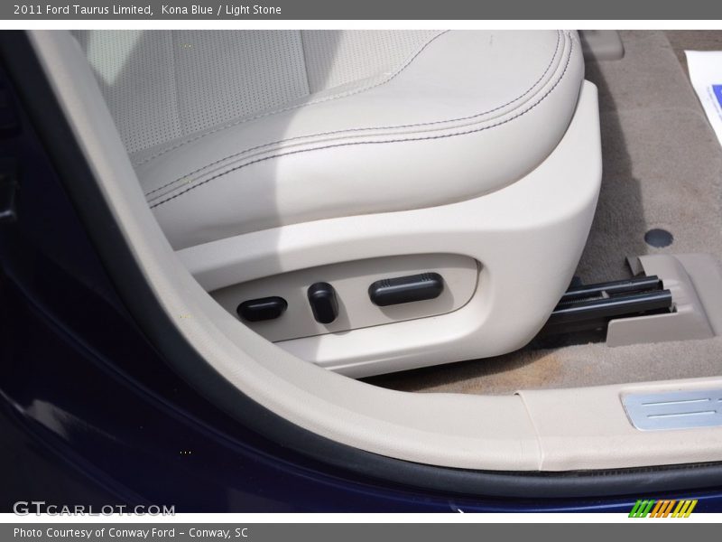 Kona Blue / Light Stone 2011 Ford Taurus Limited