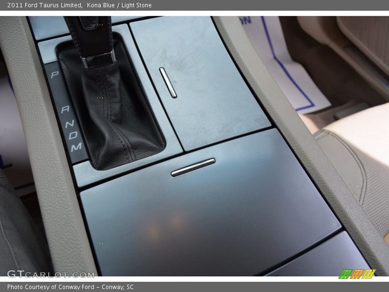 Kona Blue / Light Stone 2011 Ford Taurus Limited