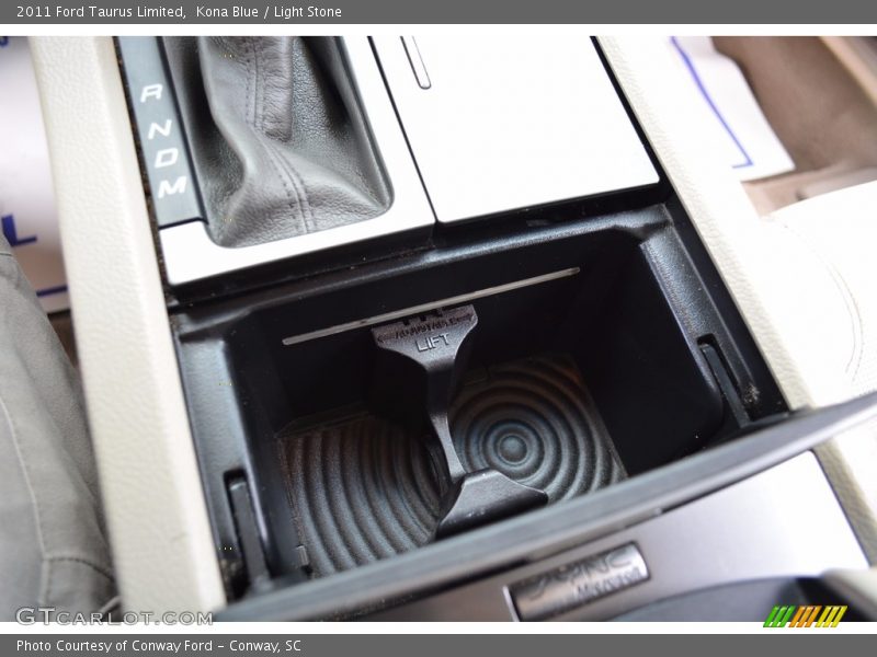 Kona Blue / Light Stone 2011 Ford Taurus Limited