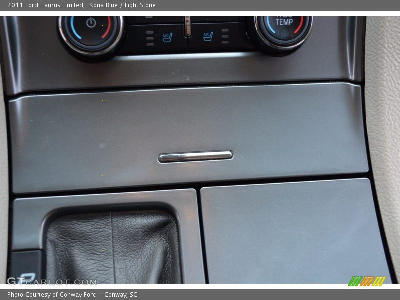 Kona Blue / Light Stone 2011 Ford Taurus Limited