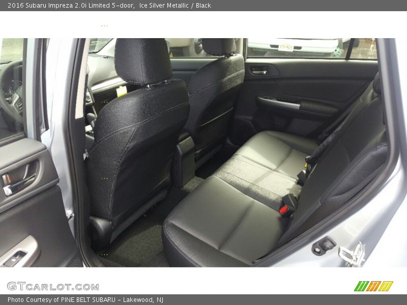 Ice Silver Metallic / Black 2016 Subaru Impreza 2.0i Limited 5-door