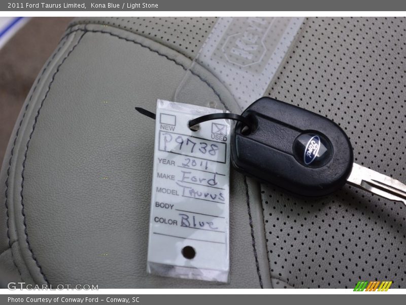 Kona Blue / Light Stone 2011 Ford Taurus Limited