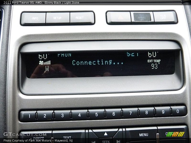 Ebony Black / Light Stone 2011 Ford Taurus SEL AWD