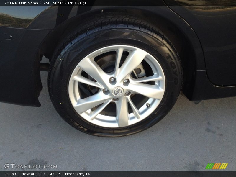 Super Black / Beige 2014 Nissan Altima 2.5 SL