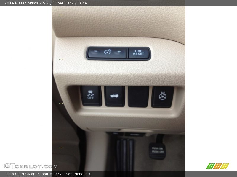 Super Black / Beige 2014 Nissan Altima 2.5 SL