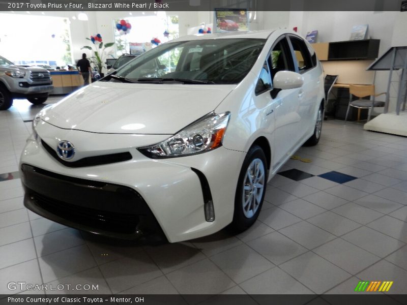 Front 3/4 View of 2017 Prius v Four