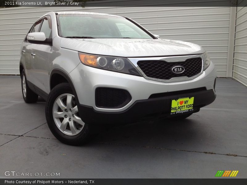 Bright Silver / Gray 2011 Kia Sorento LX