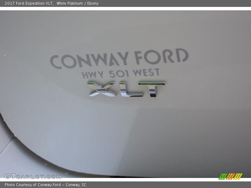 White Platinum / Ebony 2017 Ford Expedition XLT