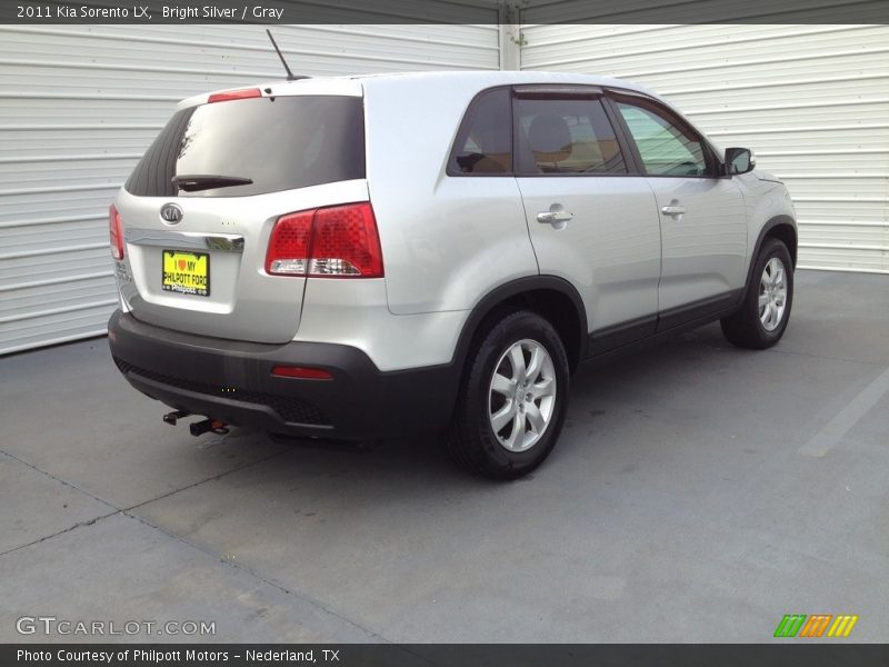 Bright Silver / Gray 2011 Kia Sorento LX