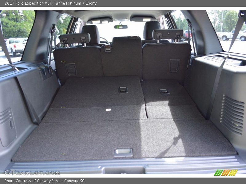 White Platinum / Ebony 2017 Ford Expedition XLT