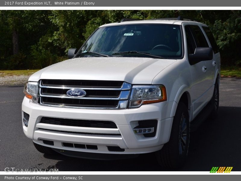 White Platinum / Ebony 2017 Ford Expedition XLT