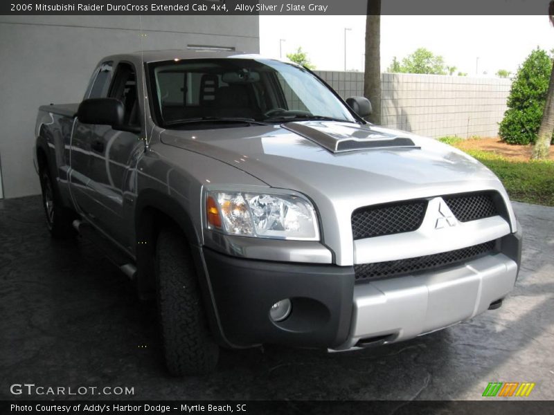 Alloy Silver / Slate Gray 2006 Mitsubishi Raider DuroCross Extended Cab 4x4