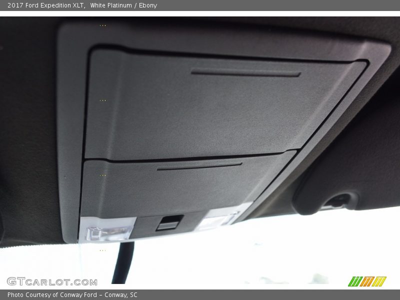 White Platinum / Ebony 2017 Ford Expedition XLT