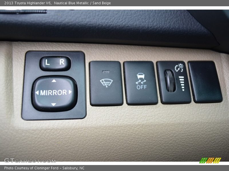 Nautical Blue Metallic / Sand Beige 2013 Toyota Highlander V6