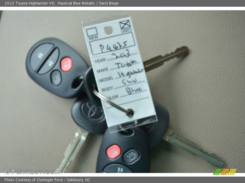 Nautical Blue Metallic / Sand Beige 2013 Toyota Highlander V6