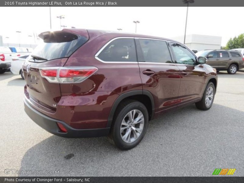 Ooh La La Rouge Mica / Black 2016 Toyota Highlander LE Plus