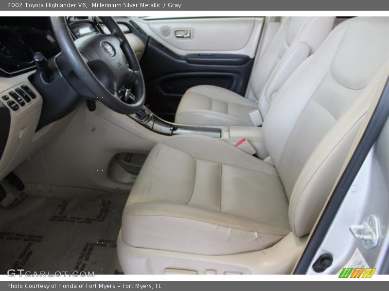 Millennium Silver Metallic / Gray 2002 Toyota Highlander V6