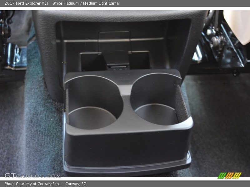 White Platinum / Medium Light Camel 2017 Ford Explorer XLT