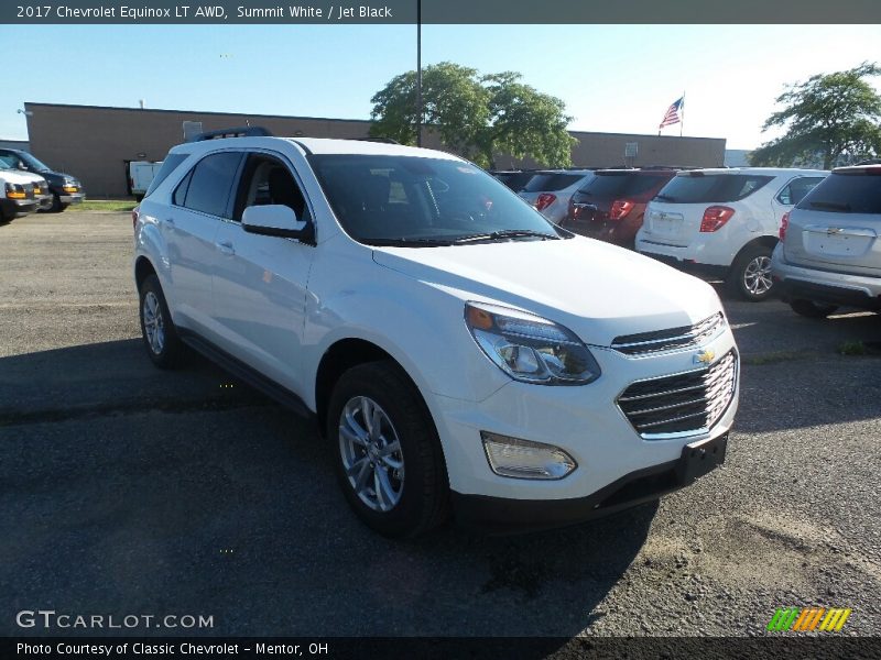 Summit White / Jet Black 2017 Chevrolet Equinox LT AWD