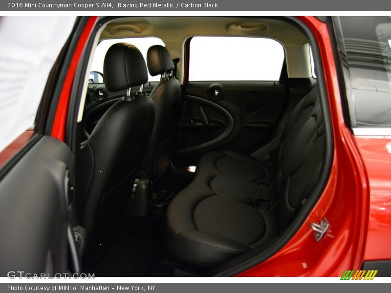 Blazing Red Metallic / Carbon Black 2016 Mini Countryman Cooper S All4