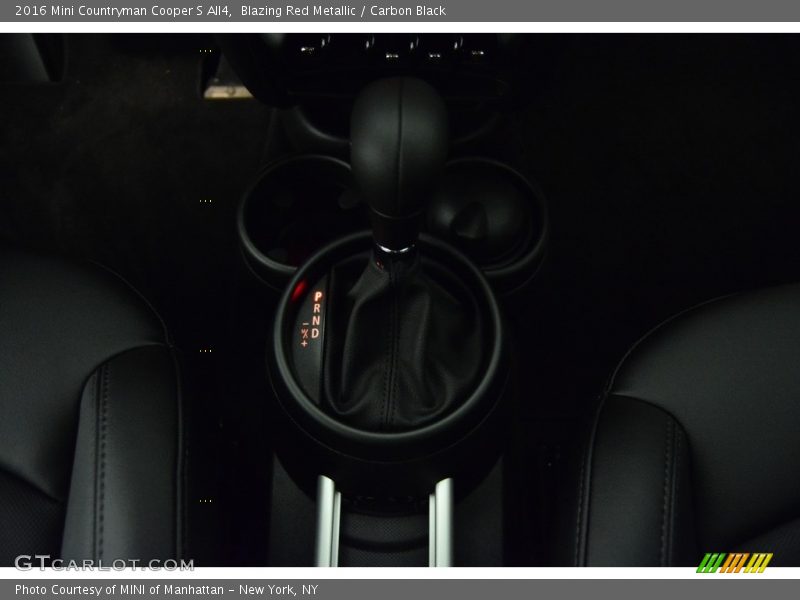 Blazing Red Metallic / Carbon Black 2016 Mini Countryman Cooper S All4