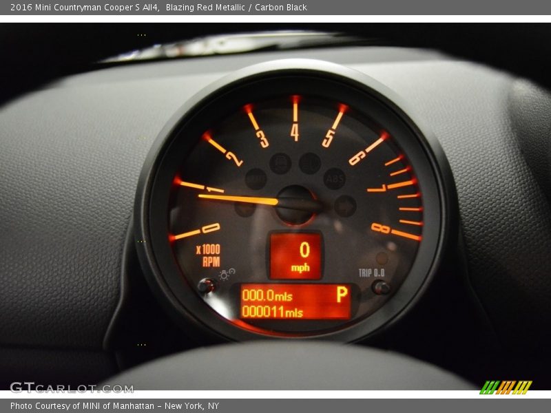 Blazing Red Metallic / Carbon Black 2016 Mini Countryman Cooper S All4