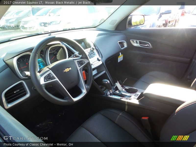 Mosaic Black Metallic / Jet Black 2017 Chevrolet Equinox LT