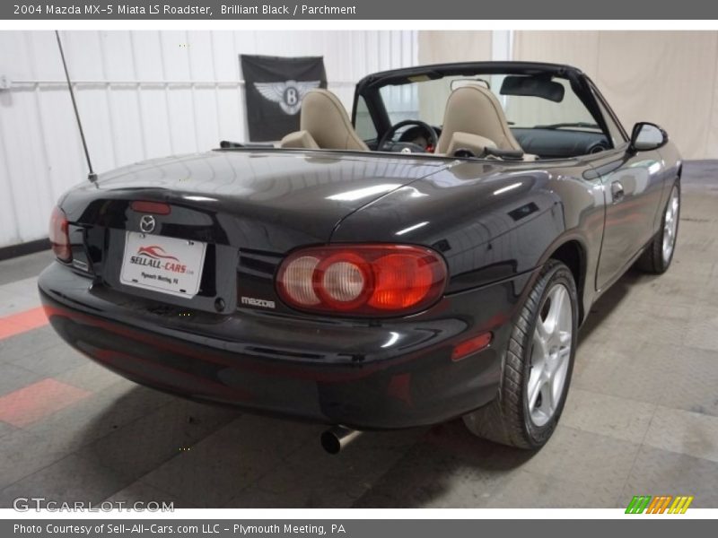 Brilliant Black / Parchment 2004 Mazda MX-5 Miata LS Roadster