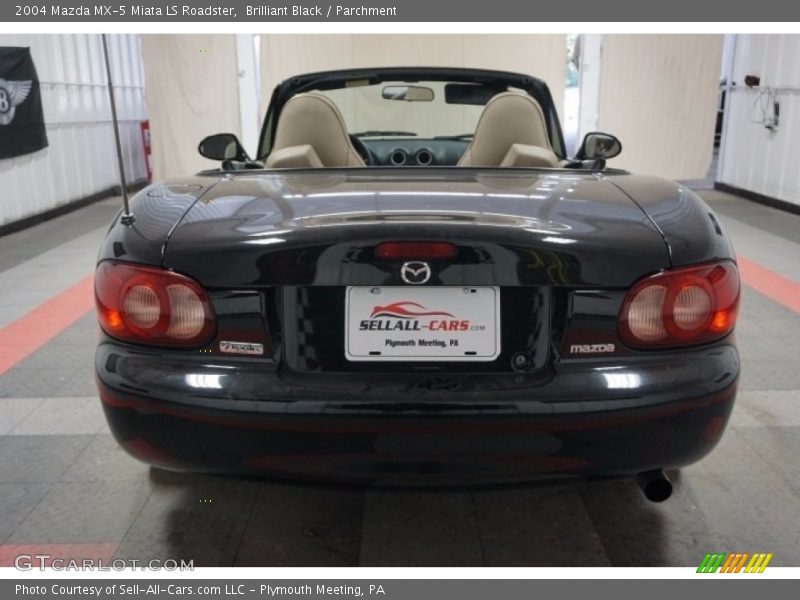 Brilliant Black / Parchment 2004 Mazda MX-5 Miata LS Roadster