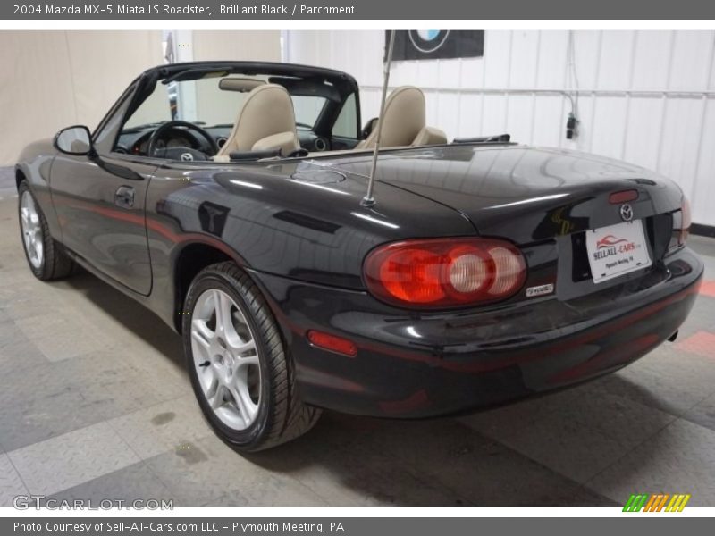 Brilliant Black / Parchment 2004 Mazda MX-5 Miata LS Roadster