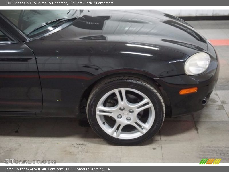 Brilliant Black / Parchment 2004 Mazda MX-5 Miata LS Roadster