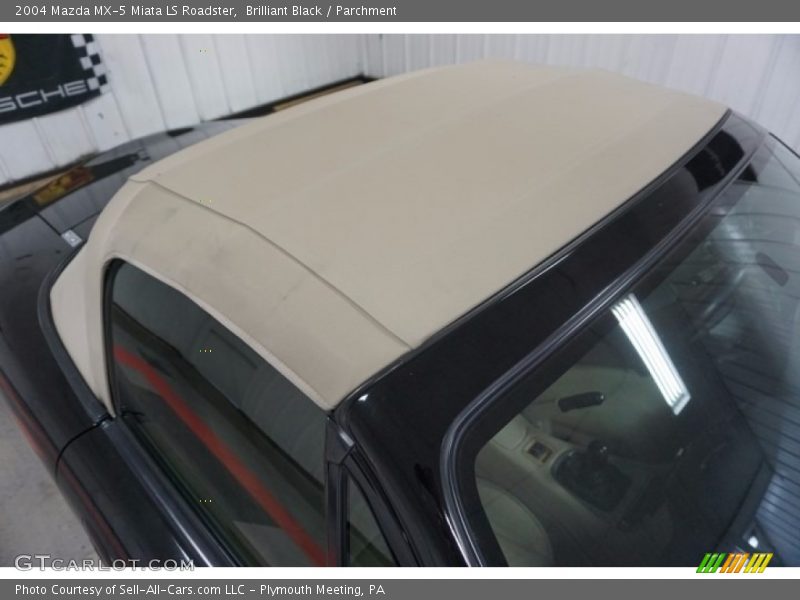 Brilliant Black / Parchment 2004 Mazda MX-5 Miata LS Roadster