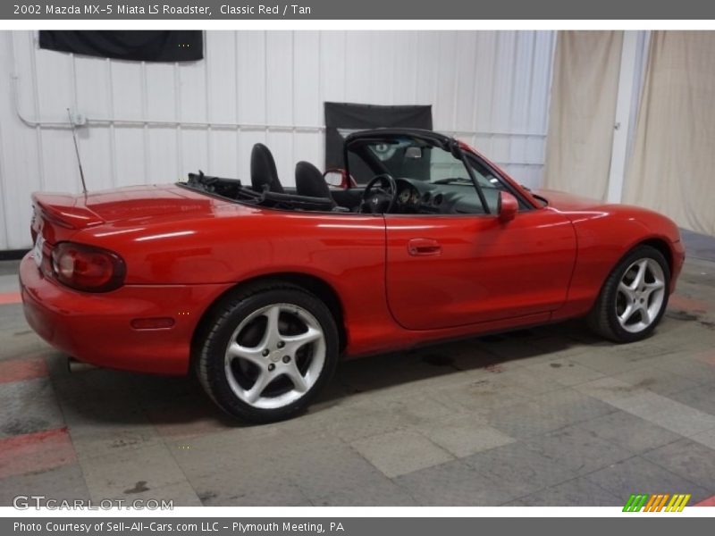 Classic Red / Tan 2002 Mazda MX-5 Miata LS Roadster