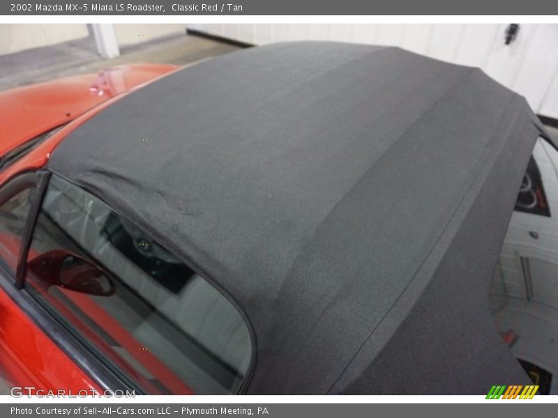 Classic Red / Tan 2002 Mazda MX-5 Miata LS Roadster