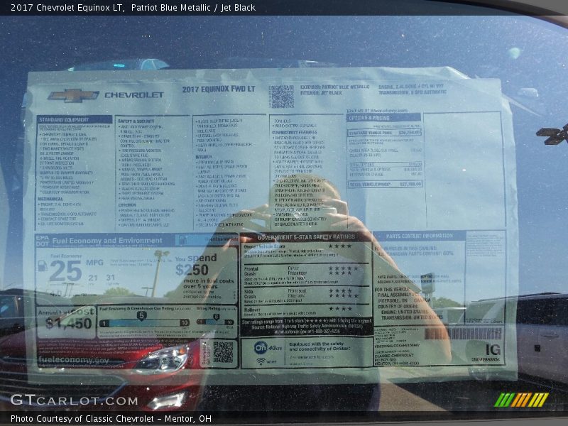 Patriot Blue Metallic / Jet Black 2017 Chevrolet Equinox LT