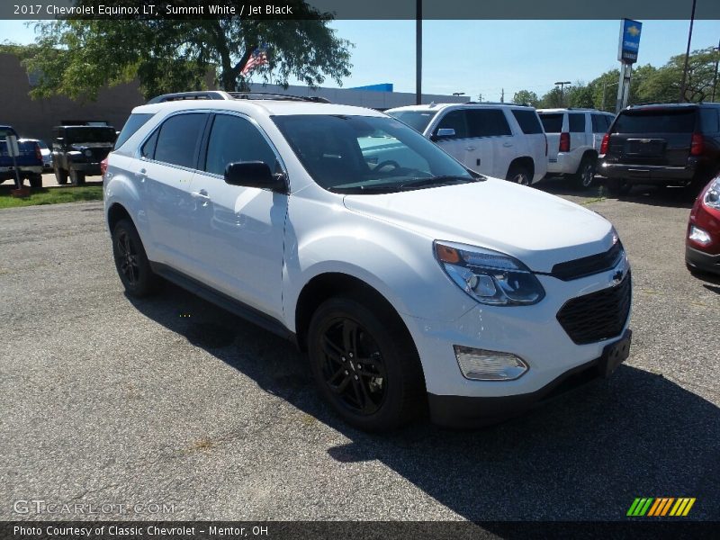 Summit White / Jet Black 2017 Chevrolet Equinox LT