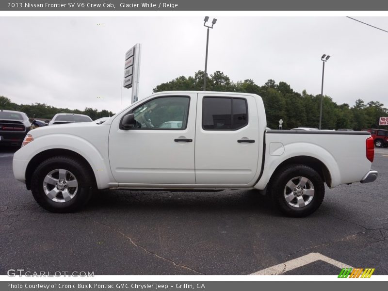Glacier White / Beige 2013 Nissan Frontier SV V6 Crew Cab