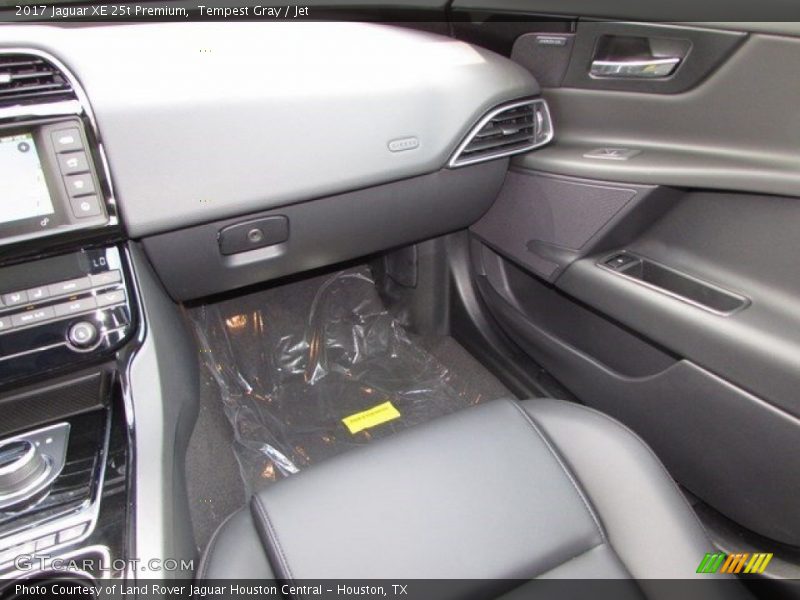 Tempest Gray / Jet 2017 Jaguar XE 25t Premium