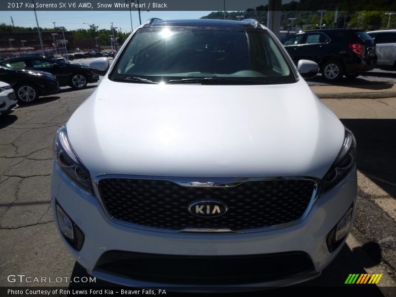 Snow White Pearl / Black 2017 Kia Sorento SX V6 AWD