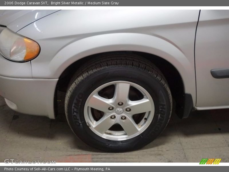 Bright Silver Metallic / Medium Slate Gray 2006 Dodge Caravan SXT