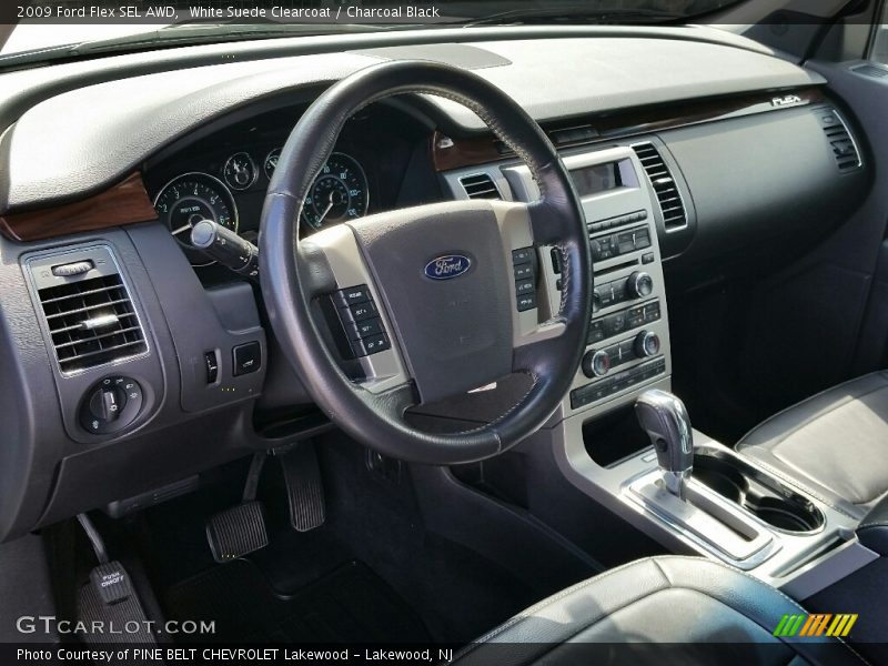 White Suede Clearcoat / Charcoal Black 2009 Ford Flex SEL AWD