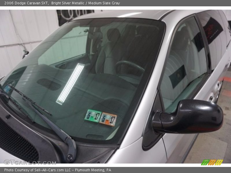 Bright Silver Metallic / Medium Slate Gray 2006 Dodge Caravan SXT
