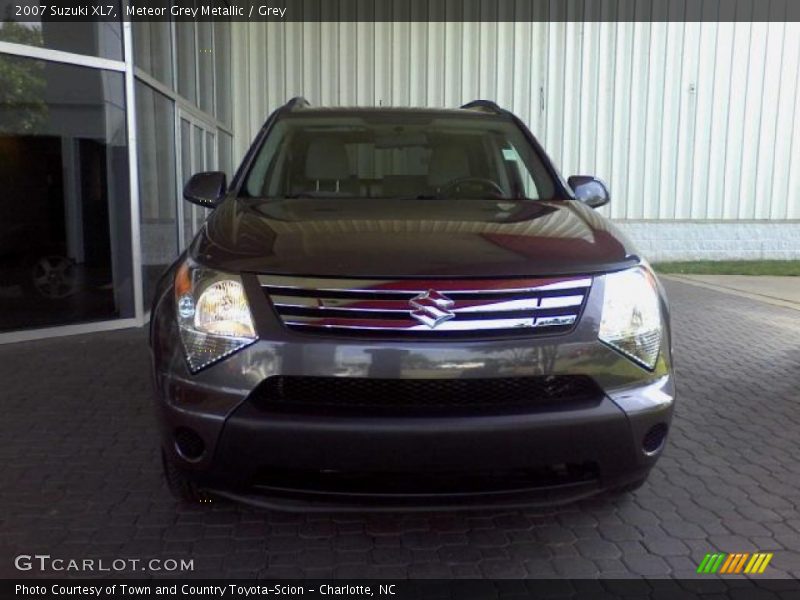 Meteor Grey Metallic / Grey 2007 Suzuki XL7