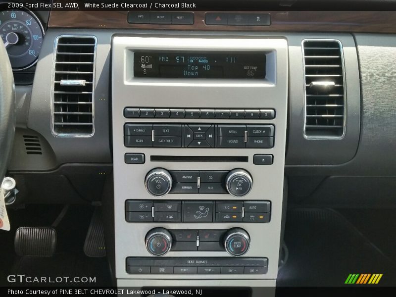 White Suede Clearcoat / Charcoal Black 2009 Ford Flex SEL AWD