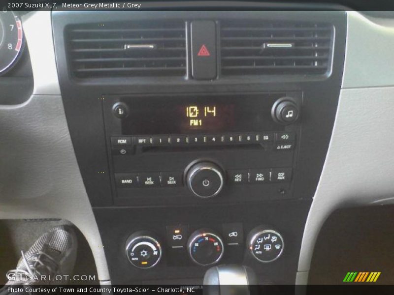 Meteor Grey Metallic / Grey 2007 Suzuki XL7
